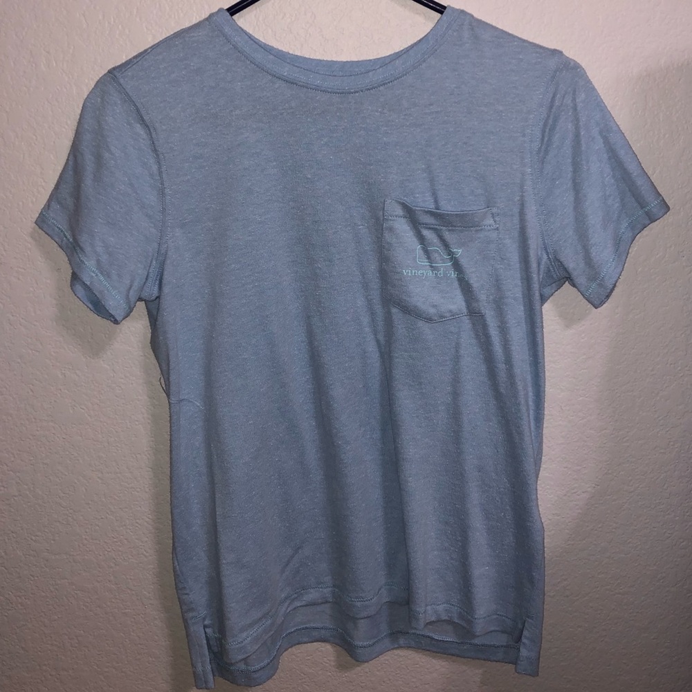 super soft classic vineyard vines tee